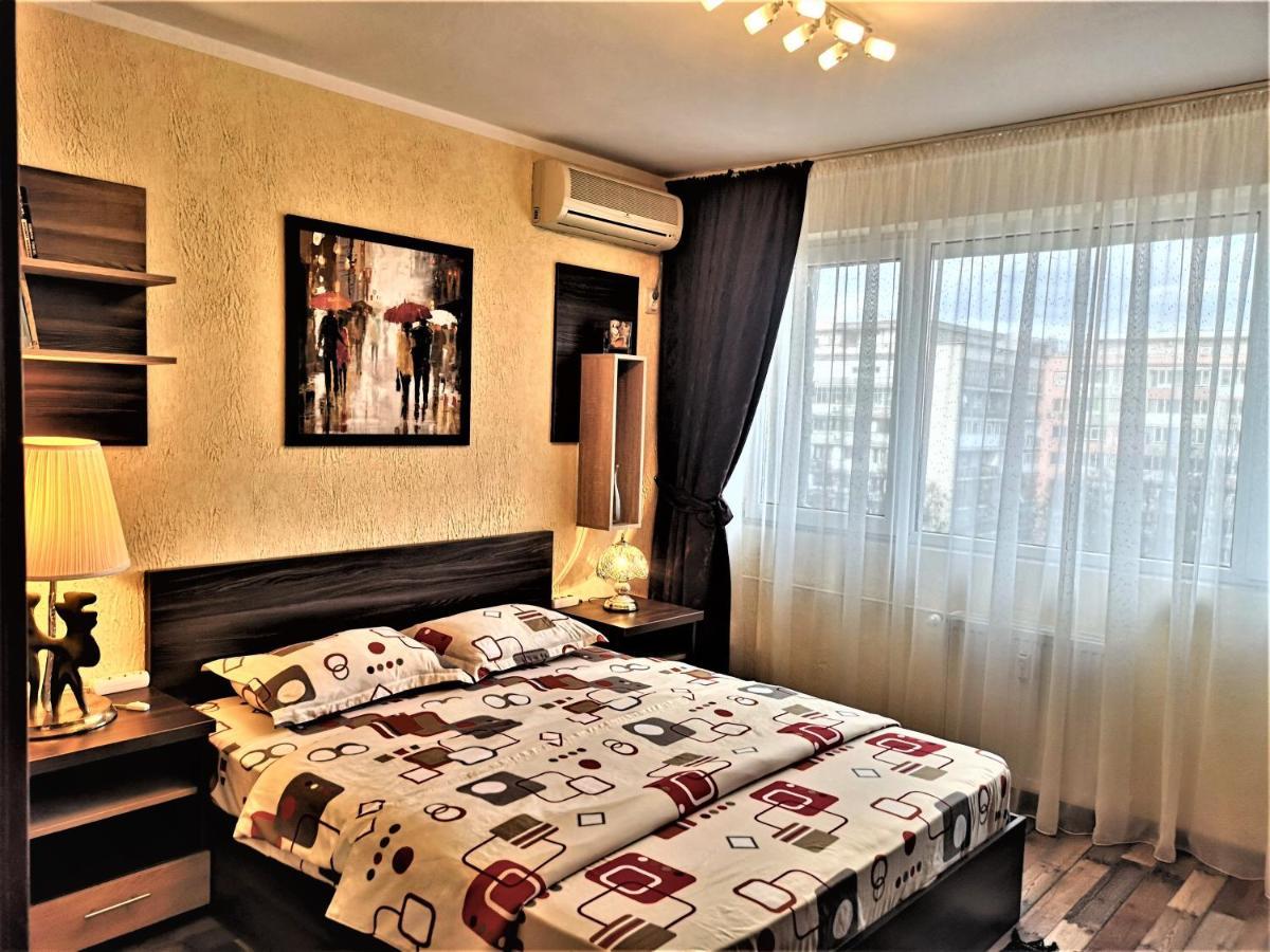 Apartament Anca ブカレスト エクステリア 写真