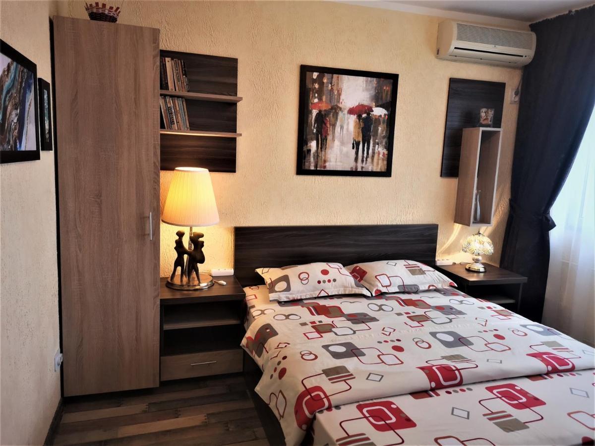 Apartament Anca ブカレスト エクステリア 写真