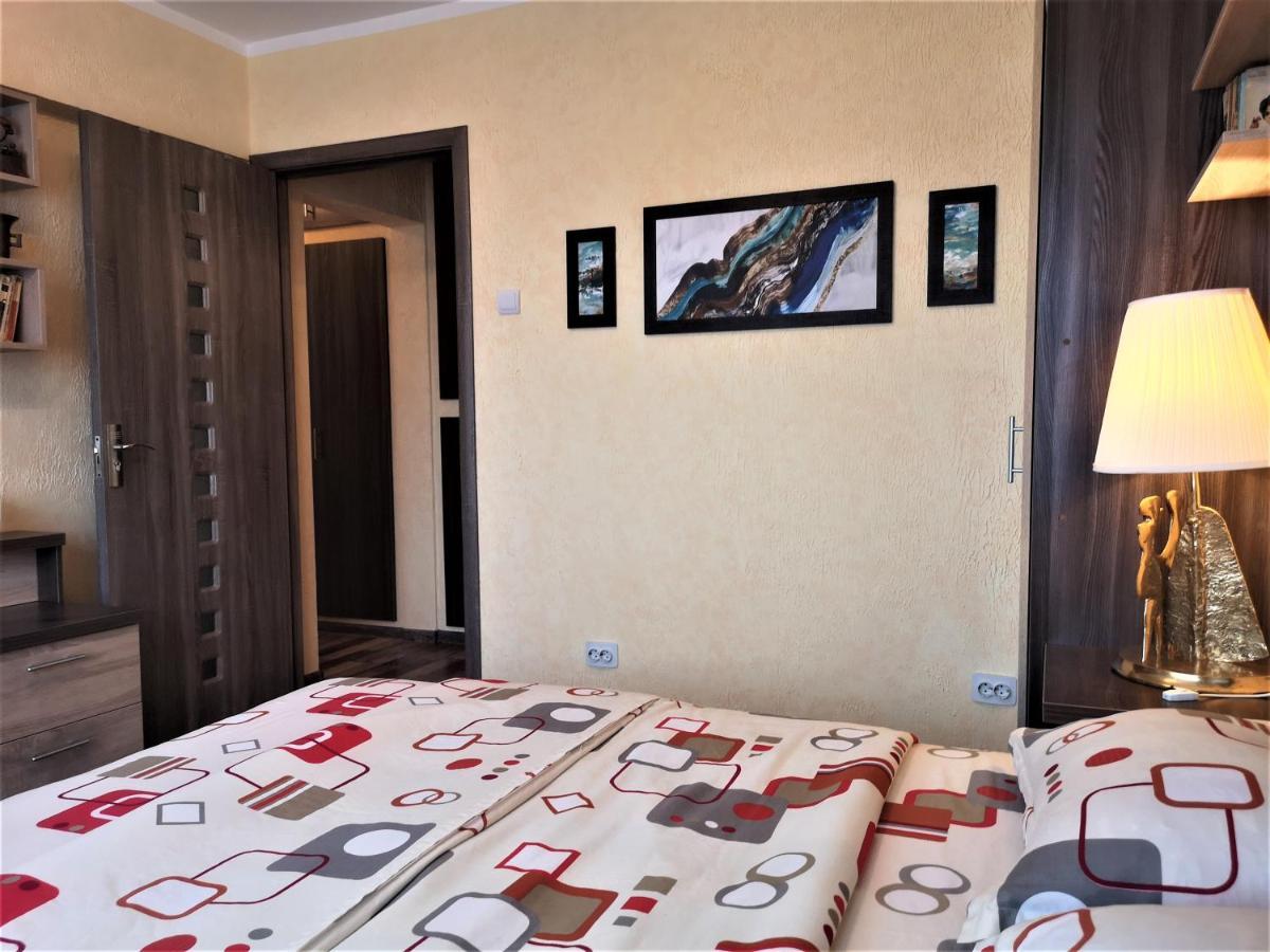 Apartament Anca ブカレスト エクステリア 写真