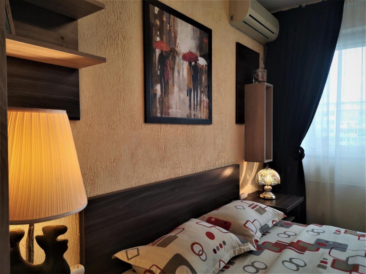 Apartament Anca ブカレスト エクステリア 写真